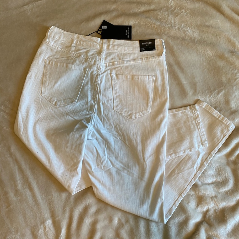 High Rise Ankle Jeans